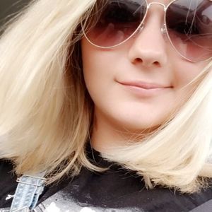 Meet your Posher, Danelle